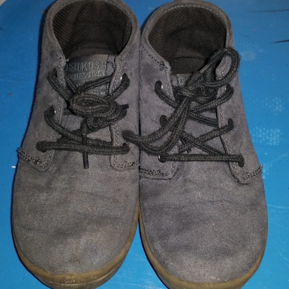 Oshkosh  dress up shoes